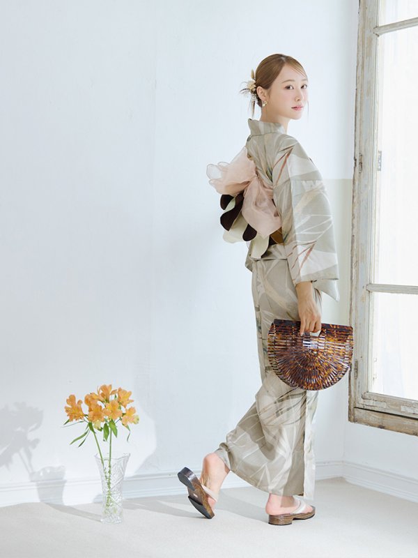 画像8: 【浴衣セール！】【即日発送】ヘルシーリーフ柄ベージュ浴衣  【浴衣３点セット 浴衣/帯/下駄】[YMT] (8)