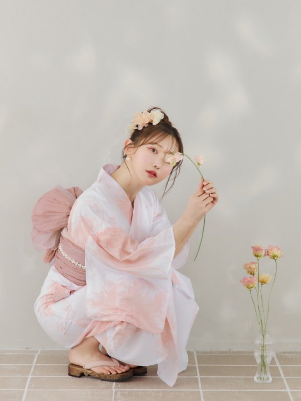 画像11: 【即日発送】ニュアンスピンクフラワー浴衣  【浴衣３点セット 浴衣/帯/下駄】[YMT] (11)