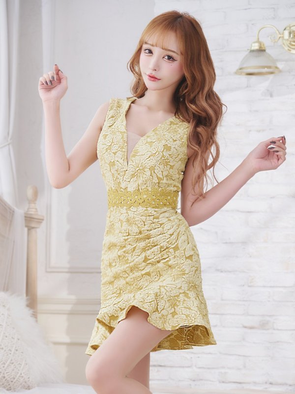 モデル：真優川咲　身長：159cm　着用サイズ：Sサイズ