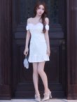 ホワイト　モデル：ももか　身長：156cm　着用サイズ：Sサイズ