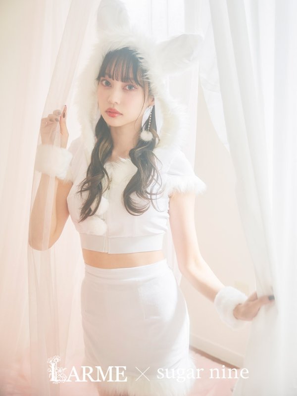 画像2: 【即日発送！】【XS-XLサイズ/3カラー】ベロアフードバニーセットアップサンタコスプレ[YMT] (2)