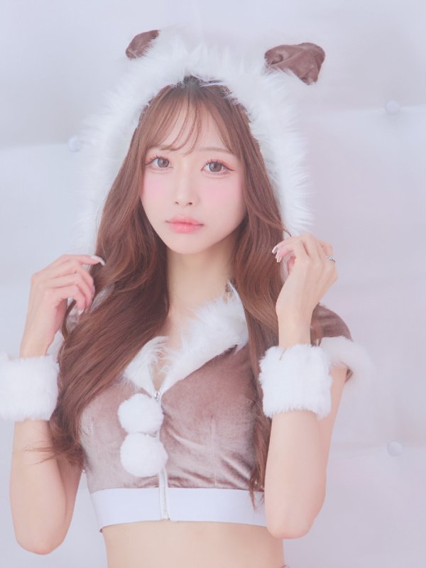 画像13: 【即日発送！】【XS-XLサイズ/3カラー】ベロアフードバニーセットアップサンタコスプレ[OF04] (13)