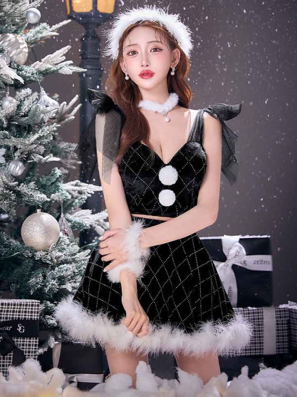 モデル:明日花キララ  身長:162cm 着用サイズ:Sサイズ