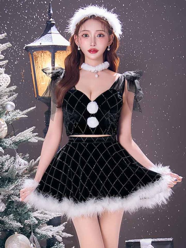 モデル:明日花キララ  身長:162cm 着用サイズ:Sサイズ