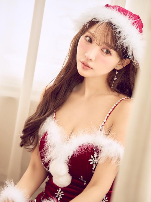 "モデル:三上悠亜 身長:158cm　着用サイズ:Sサイズ"