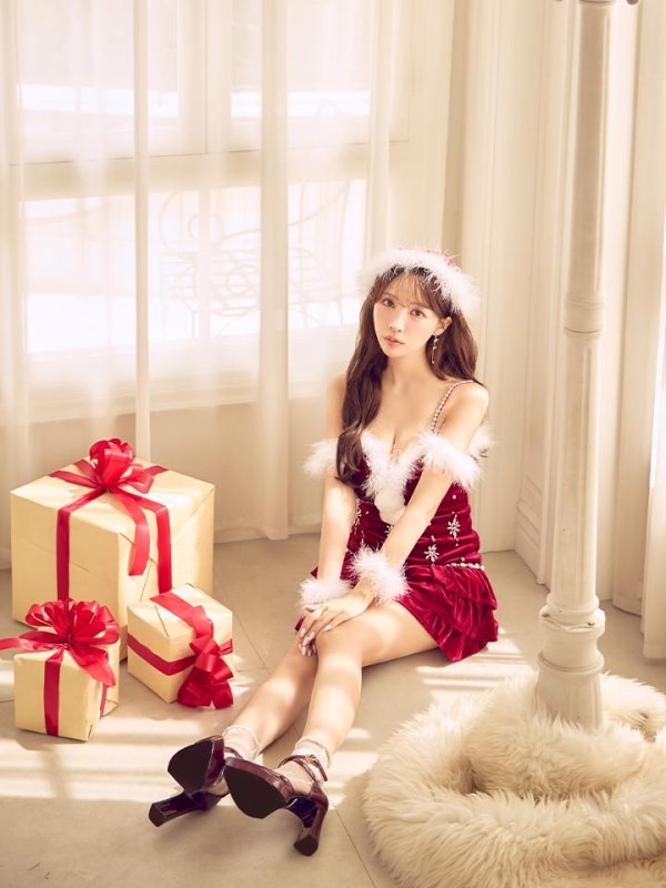 "モデル:三上悠亜 身長:158cm　着用サイズ:Sサイズ"