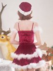 レッド　モデル：明日花キララ　身長162cm　着用サイズ：Sサイズ