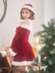 レッド　モデル：明日花キララ　身長162cm　着用サイズ：Sサイズ