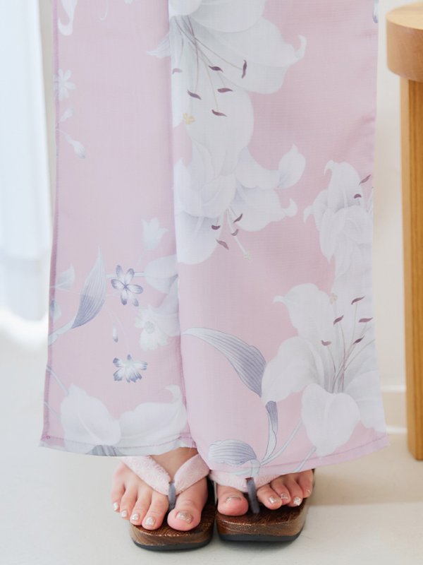 モデル:明日花キララ 身長:162cm 着用サイズ:Fサイズ