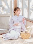 画像9: 【即日発送】可憐なパープルxホワイト牡丹浴衣【浴衣３点セット 浴衣/帯/下駄】OBI-siwa-202-ok-6-W / HIMO-900-yn-8-P / YA-943-kj-BAKEDP / HEKO-800-sb-4-P / GETA-02-ok-2-IV [YMT] (9)