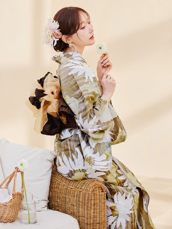 モデル:菅野結以 身長:163cm 着用サイズ:Fサイズ