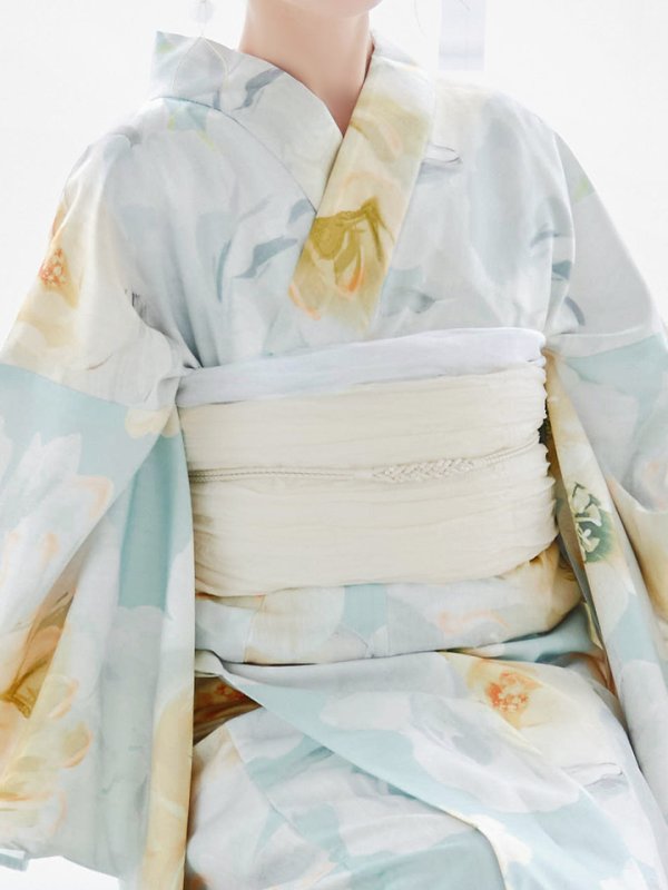 モデル:加藤ナナ 身長160cm 着用サイズ:Fサイズ