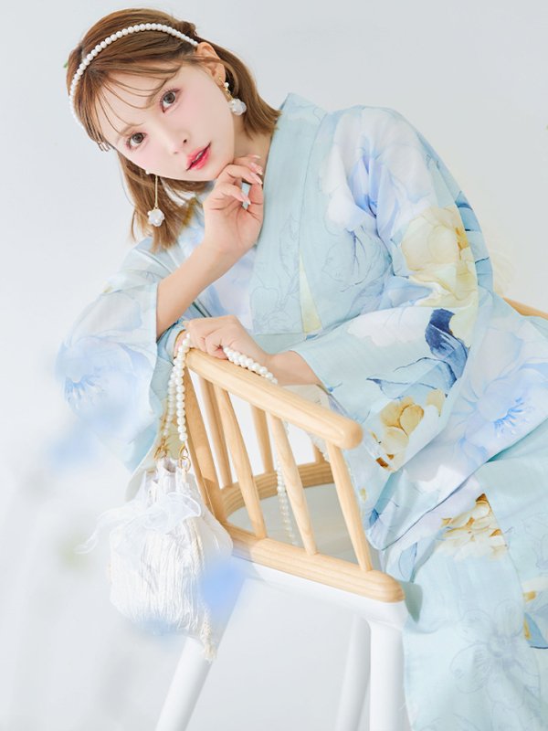 モデル:三上悠亜 身長:158cm 着用サイズ:Fサイズ