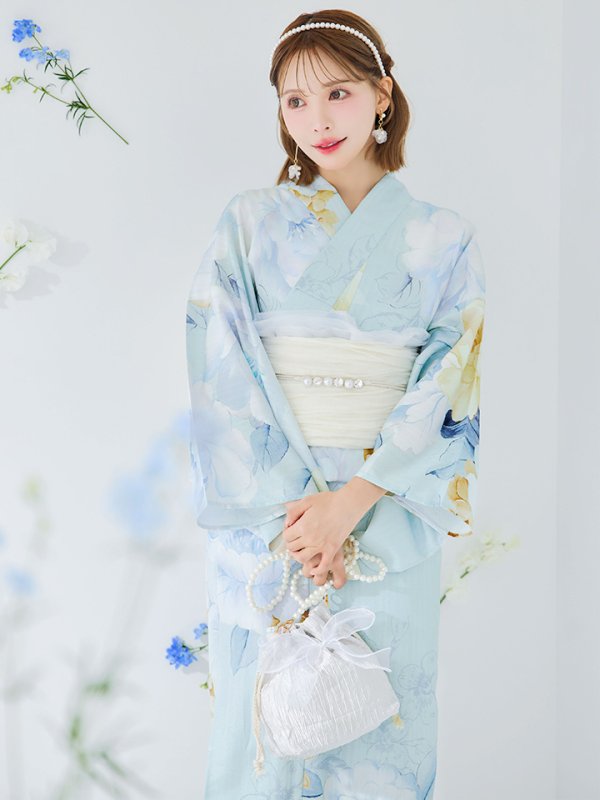 モデル:三上悠亜 身長:158cm 着用サイズ:Fサイズ