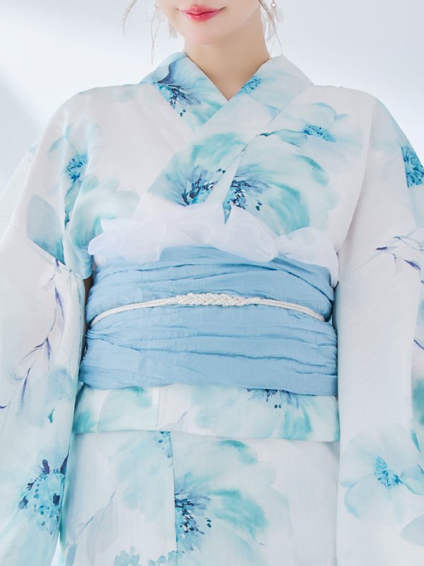 モデル:三上悠亜 身長159cm 着用サイズ:Fサイズ