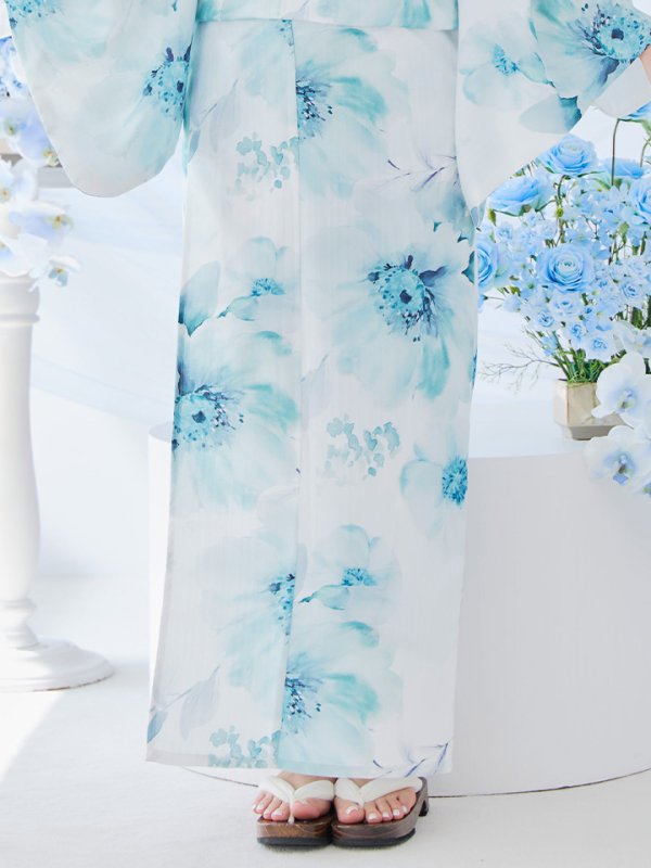 モデル:三上悠亜 身長159cm 着用サイズ:Fサイズ