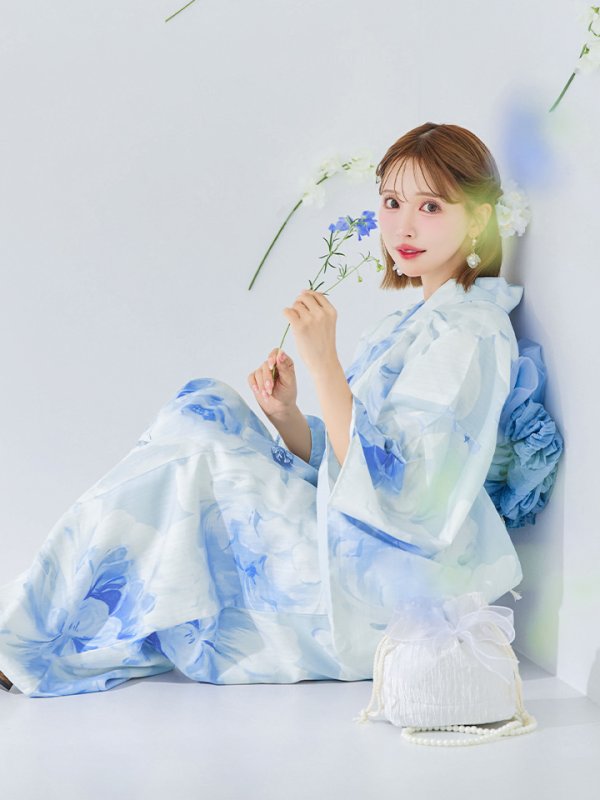 モデル:三上悠亜 身長159cm 着用サイズ:Fサイズ