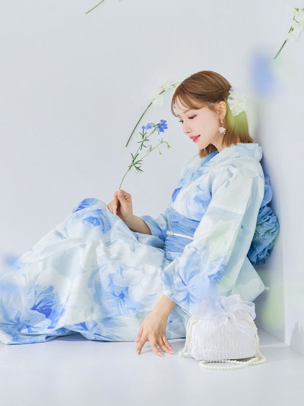 モデル:三上悠亜 身長159cm 着用サイズ:Fサイズ