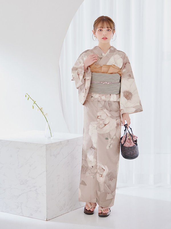 モデル：ちぃぽぽ　身長158cm　着用サイズ：Fサイズ