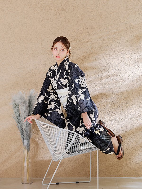 画像12: 【即日発送】黒地ストライプ彼岸花浴衣 【浴衣３点セット 浴衣/帯/下駄】 [OF04] (12)