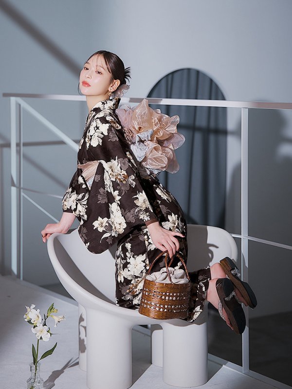 画像14: 【即日発送】ブラウン地の宵染牡丹浴衣  【浴衣３点セット 浴衣/帯/下駄】[YMT] (14)