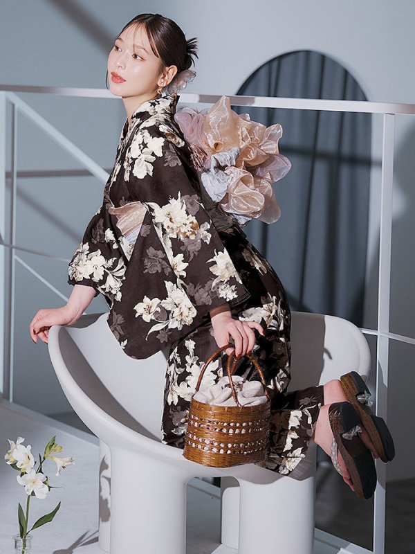 画像16: 【即日発送】ブラウン地の宵染牡丹浴衣  【浴衣３点セット 浴衣/帯/下駄】[YMT] (16)