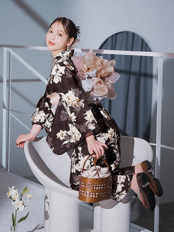 画像17: 【即日発送】ブラウン地の宵染牡丹浴衣  【浴衣３点セット 浴衣/帯/下駄】[YMT] (17)