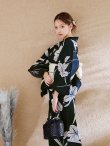 画像11: 【即日発送】ストライプ菖蒲柄浴衣【浴衣３点セット 浴衣/帯/下駄】 OBI-hira-100-ok-15-WxW / HIMO-900-yn-1-B / YA-1072-kn-B / GETA-01-kj-1-B / [/OF01] (11)