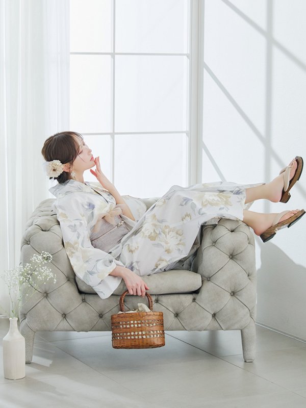 モデル:菅野結以 身長:163cm 着用サイズ:Fサイズ