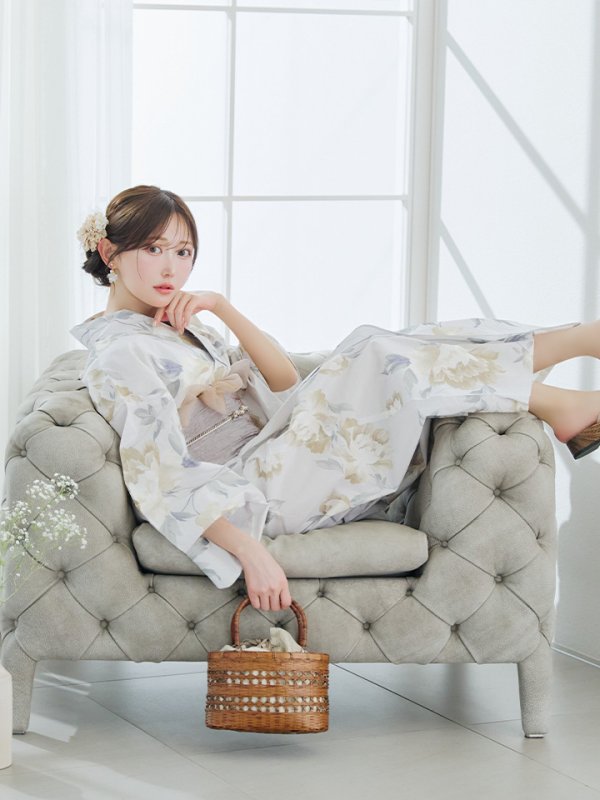 モデル:菅野結以 身長:163cm 着用サイズ:Fサイズ