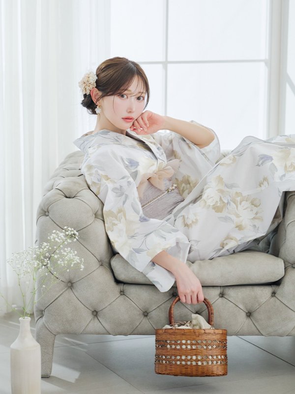 モデル:菅野結以 身長:163cm 着用サイズ:Fサイズ