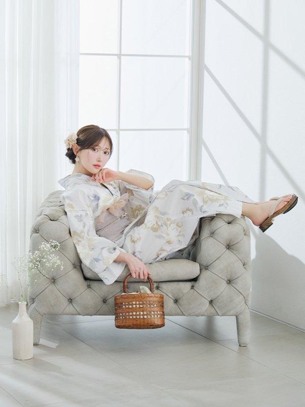 モデル:菅野結以 身長:163cm 着用サイズ:Fサイズ