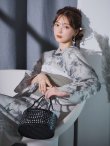 画像8: クラシカルフラワー大人モード浴衣 OBI-siwa-204-wk-3-LGY / HIMO-900-yn-3-GYxGD / HEKO-800-sb-5-W / YA-1016-kj-GY / GETA-01-kj-3-IV/ [YMT] (8)