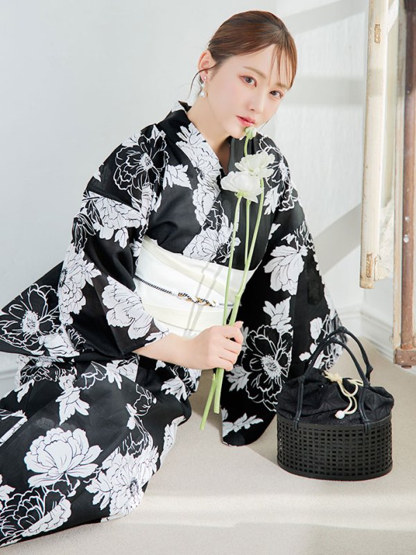 モデル:橋本甜歌 身長:163cm 着用サイズ:Fサイズ