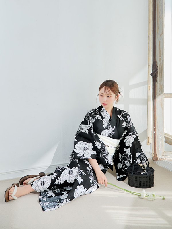 モデル:橋本甜歌 身長:163cm 着用サイズ:Fサイズ