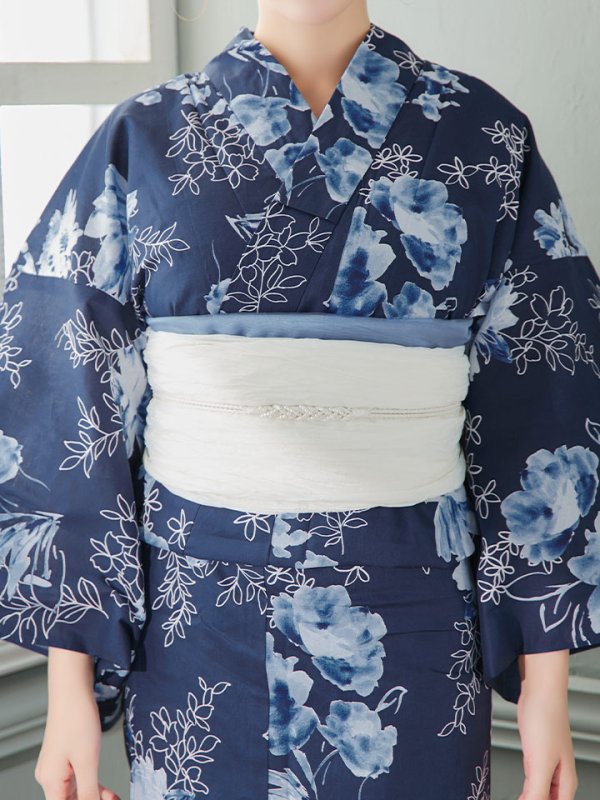 モデル:橋本甜歌 身長163cm 着用サイズ:Fサイズ