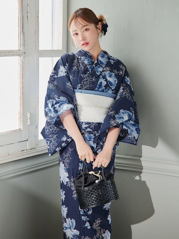 モデル:橋本甜歌 身長163cm 着用サイズ:Fサイズ