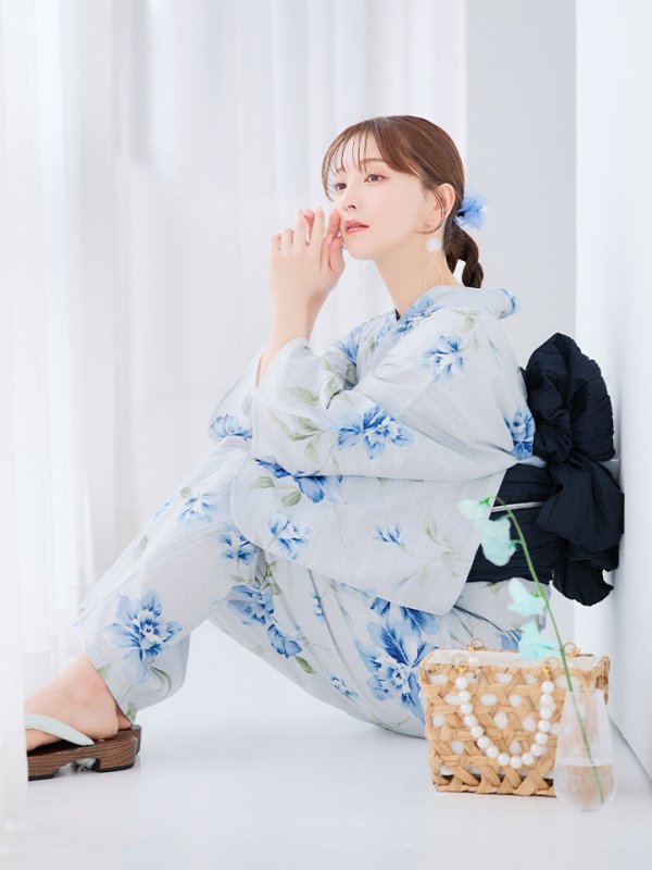 モデル：麻亜里　身長：160cm　着用サイズ：Fサイズ