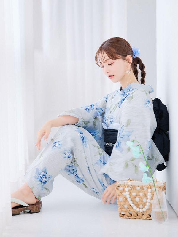 モデル：麻亜里　身長：160cm　着用サイズ：Fサイズ