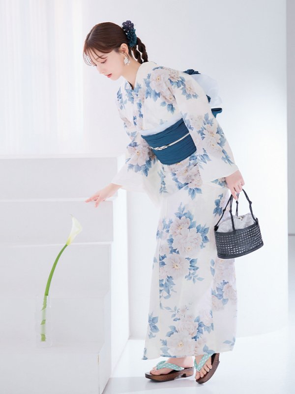 モデル：麻亜里　身長：160cm　着用サイズ：Fサイズ