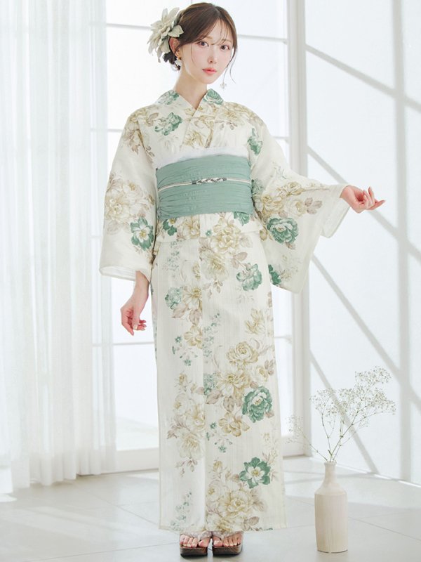 モデル：菅野結以　身長：163cm　着用サイズ：Fサイズ