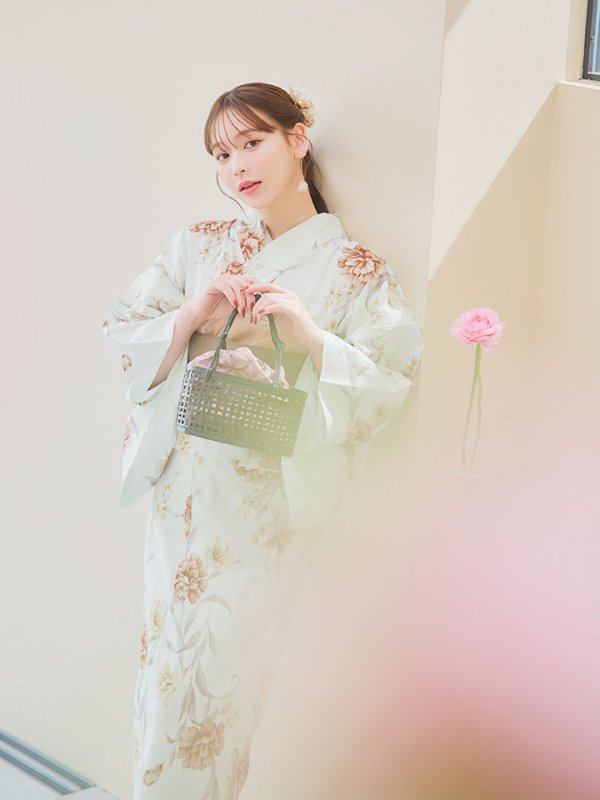 モデル：kie　身長：158cm　着用サイズ：Fサイズ