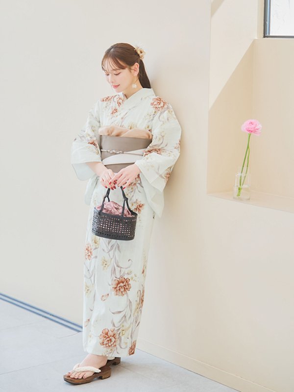 モデル：kie　身長：158cm　着用サイズ：Fサイズ