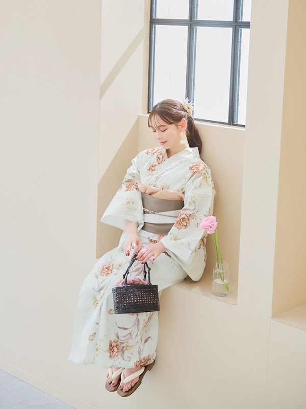 モデル：kie　身長：158cm　着用サイズ：Fサイズ