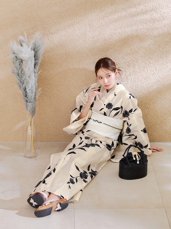 モデル：PyunA.(ぴょな)　身長160cm　着用サイズ：Fサイズ