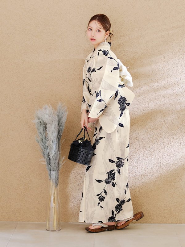 モデル：PyunA.(ぴょな)　身長160cm　着用サイズ：Fサイズ