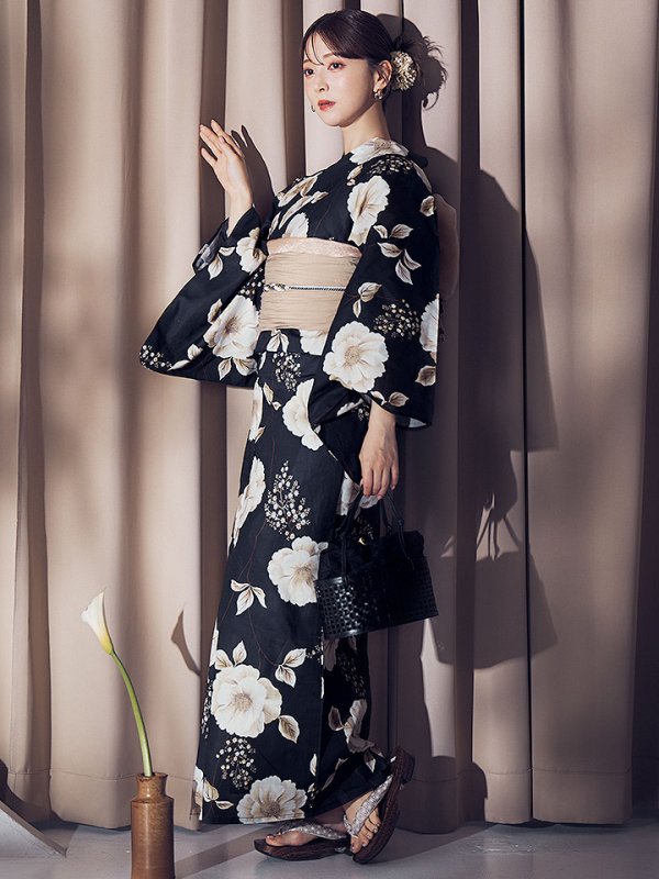 画像2: 【即日発送】ピオニーブラック花柄浴衣  【浴衣３点セット 浴衣/帯/下駄】[OF04] (2)