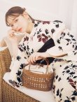 画像1: 【予約 / 5月下旬発送予定】水彩和モダン花柄浴衣 OBI-siwa-204-wk-1-B / HIMO-900-yn-4-GYxGY / YA-1026-kn-R / GETA-02-ok-8-RoseP/ [yo/OF01] (1)