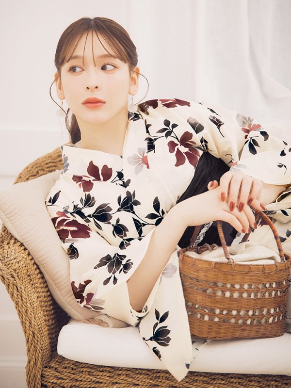 画像6: 【予約 / 5月下旬発送予定】水彩和モダン花柄浴衣 OBI-siwa-204-wk-1-B / HIMO-900-yn-4-GYxGY / YA-1026-kn-R / GETA-02-ok-8-RoseP/ [yo/OF01] (6)