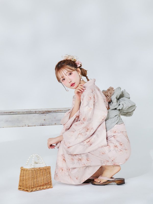 モデル：三上悠亜　身長：159cm